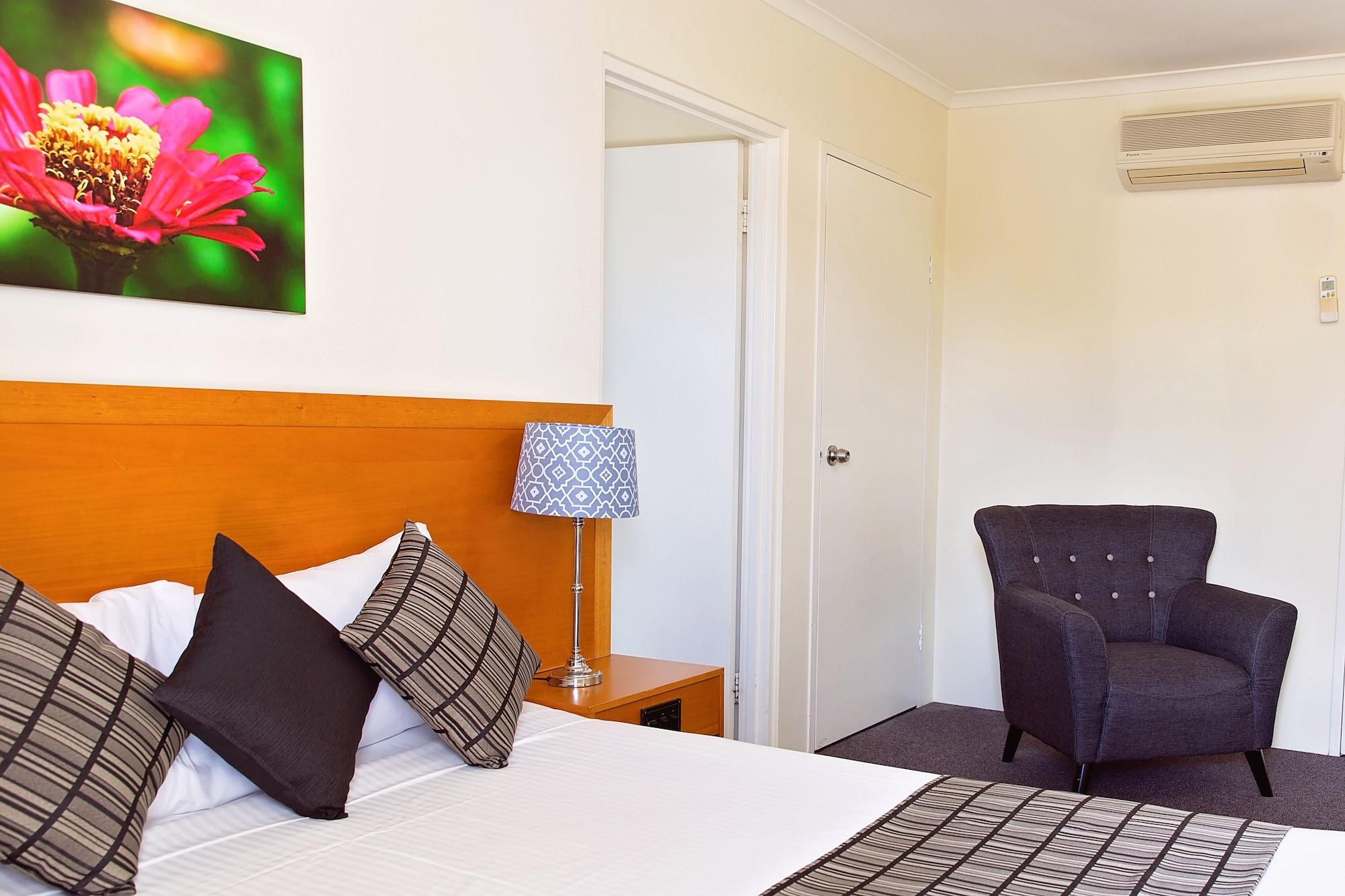 White Lace Motor Inn Mackay Luaran gambar