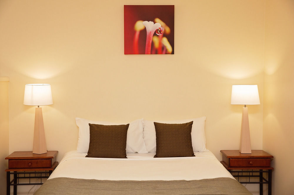 White Lace Motor Inn Mackay Luaran gambar